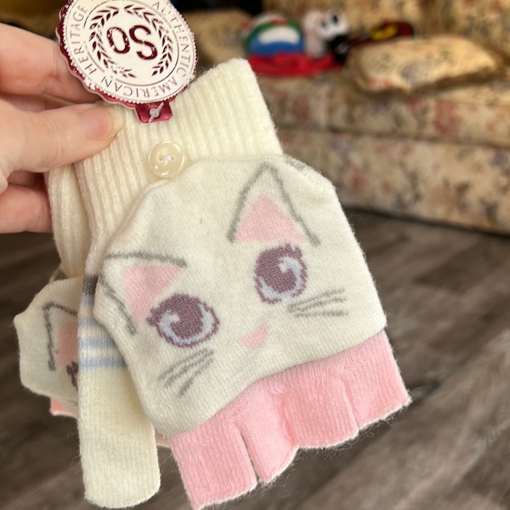 SO kids winter gloves pretty kitty